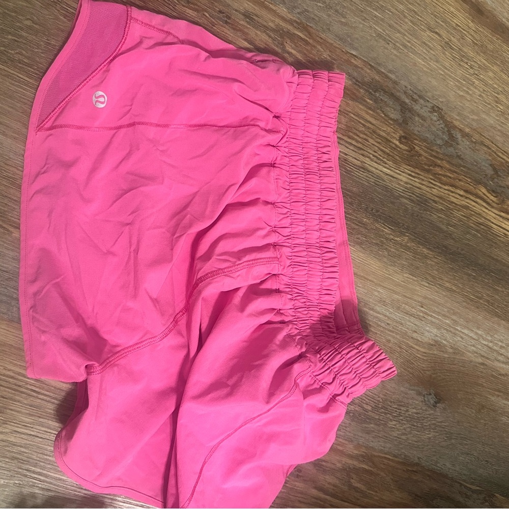 Lululemon Hotty Totty 2.5 High waisted Short